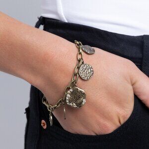 NWT...Brass Chain Bracelet